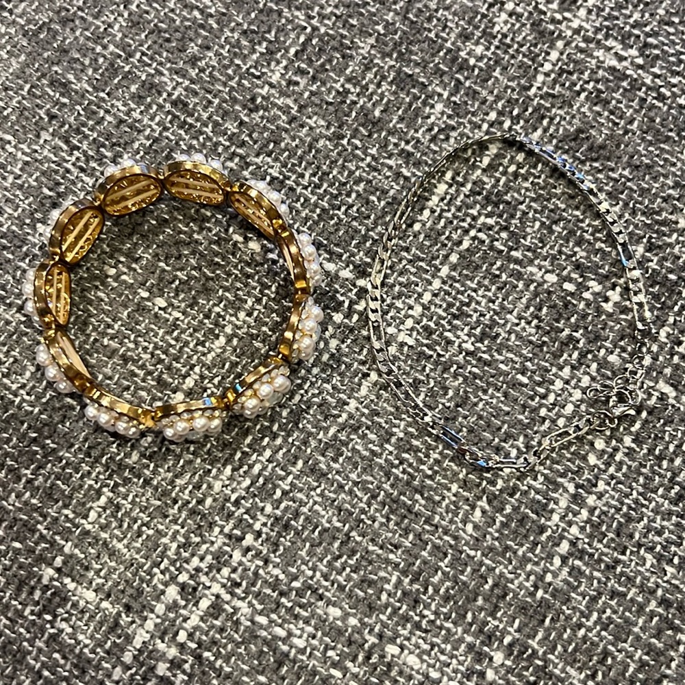 Two bracelets set